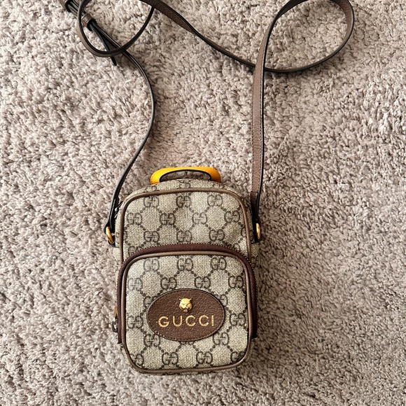 Gucci small bag - Picture 2 of 4